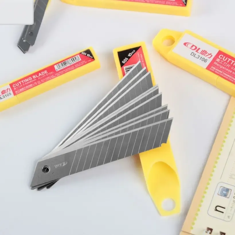 [MS06-DL3106] 18MM 60 DEGREE MANGANESE STEEL BLADE.webp