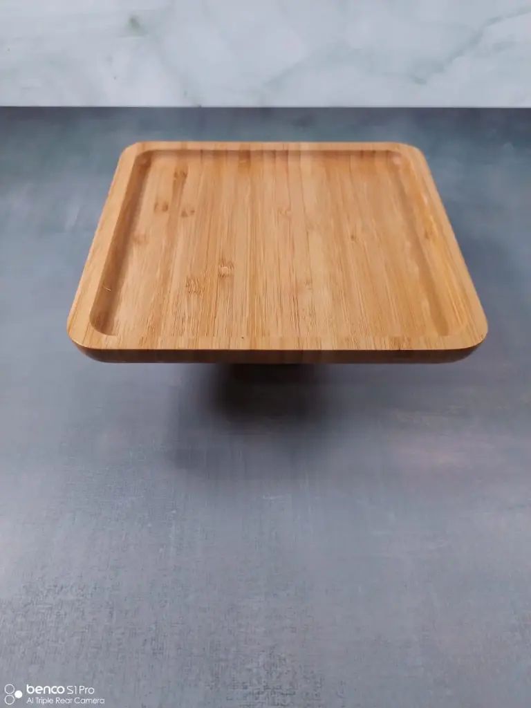 BAMBOO SQUARE CAKE HOLDER S2