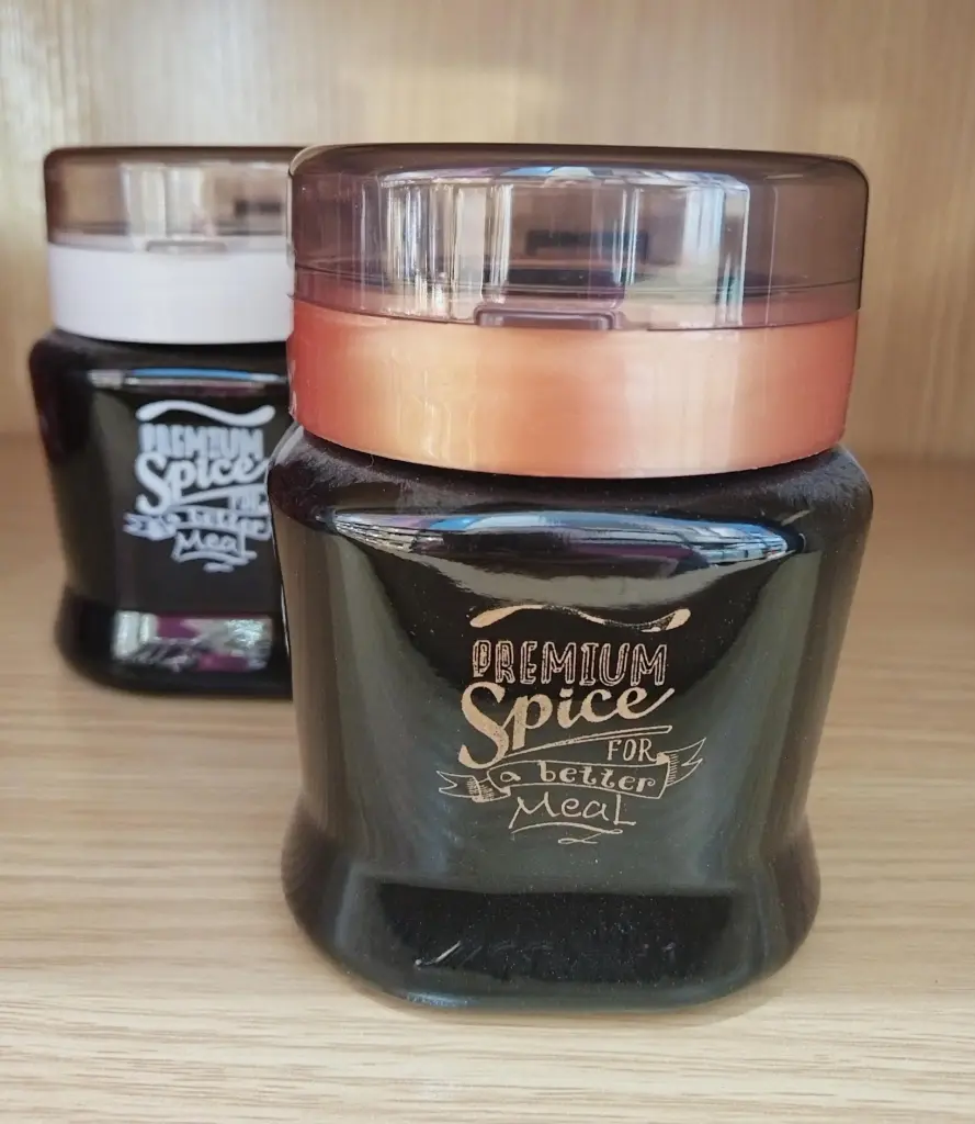 BLACK PATTERNED SPICE JAR WITH SPOON 450CC