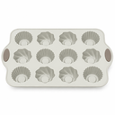 D.H. CAKE MOLD