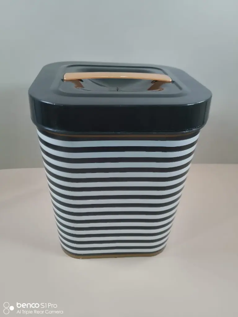 SUNPLAST SQUARE CONTAINER 6,5lt (BLACK&WHITE DESIGN)