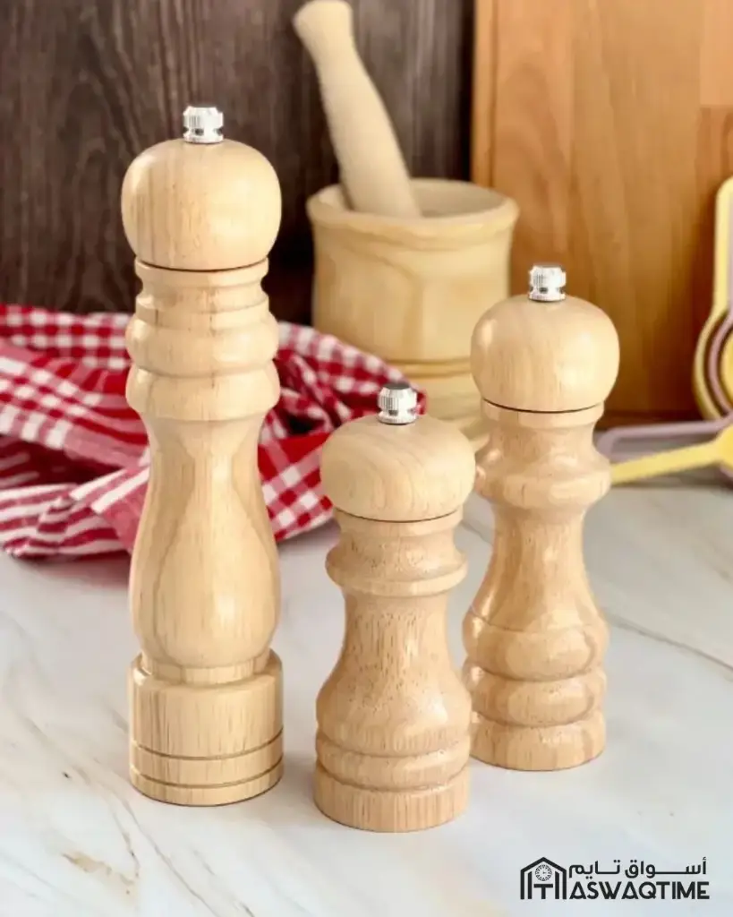 SALT GRINDER WOODEN SMALL SIZE