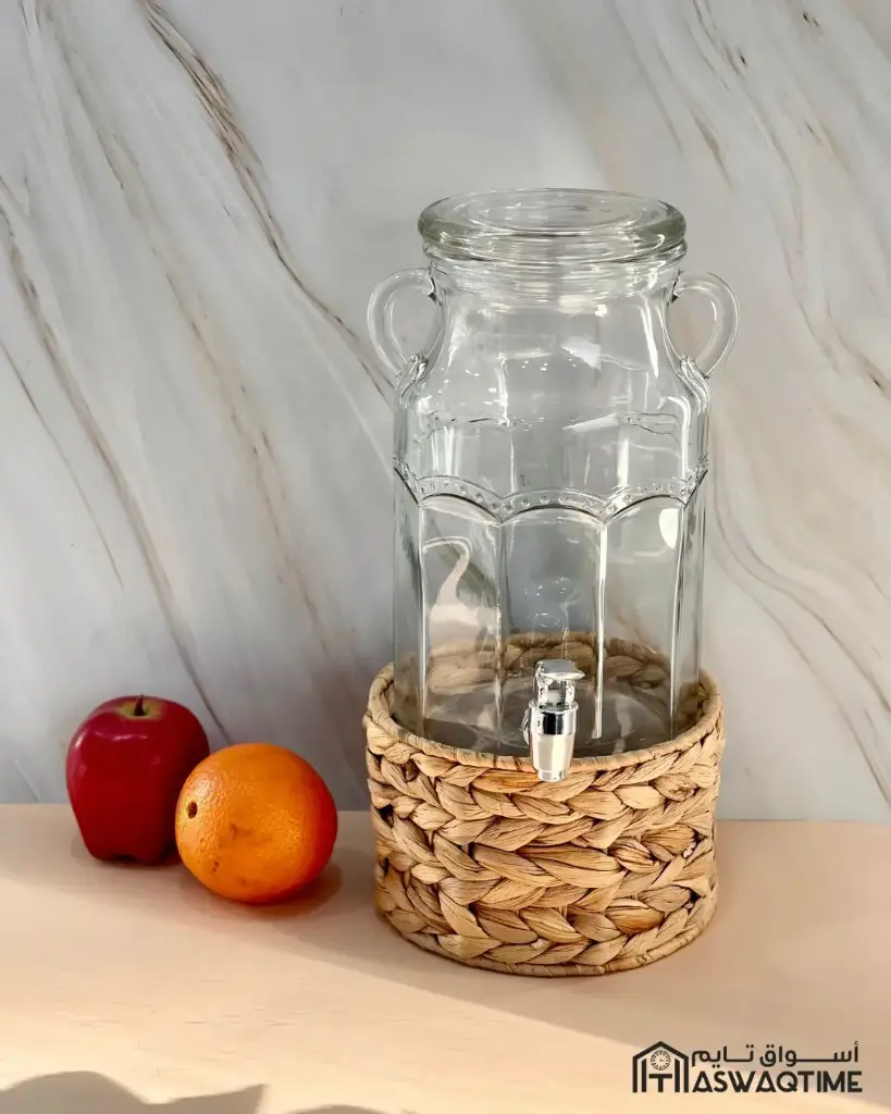 GLASS JAR W/STRAW BASE 3.1