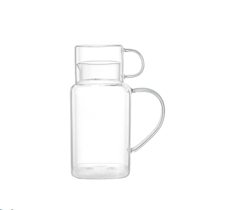YUN GLASS JUG WITH CUP