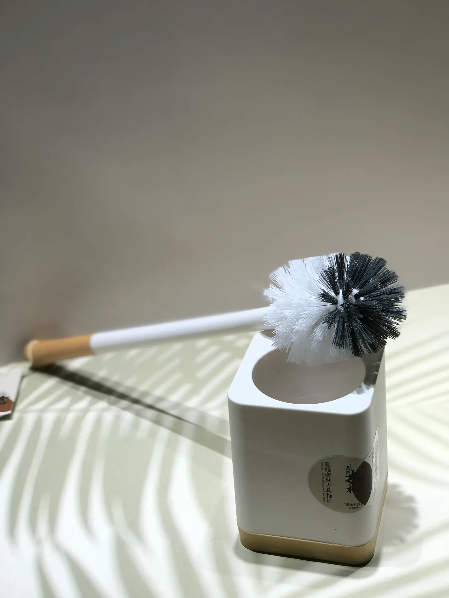 JIE TOILET BRUSH  JS448